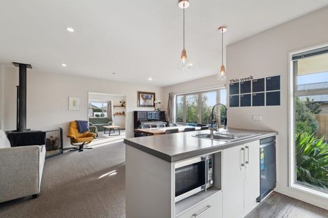 Photo of property in 6 Greenan Place, Doyleston, 7683