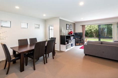Photo of property in 3 Carousel Crescent, East Tamaki Heights, Auckland, 2016