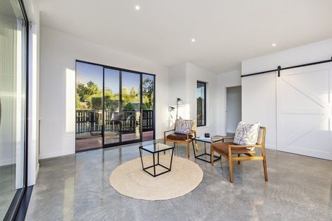 Photo of property in 31 Irvines Track, Halswell, Christchurch, 8025