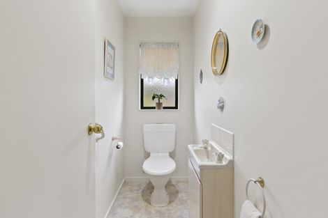 Photo of property in Redwood Village, 46/42 Main Road, Tawa, Wellington, 5028