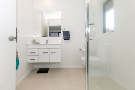 Photo of property in 60 Edgeview Crescent, Fitzroy, Hamilton, 3206