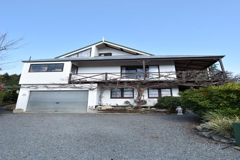 Photo of property in 30 Black Peak Road, Omarama, 9412