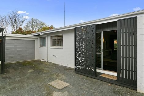 Photo of property in 80 Princes Street, Cambridge, 3434