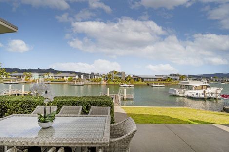 Photo of property in 17 Mermaid Place, Whitianga, 3510