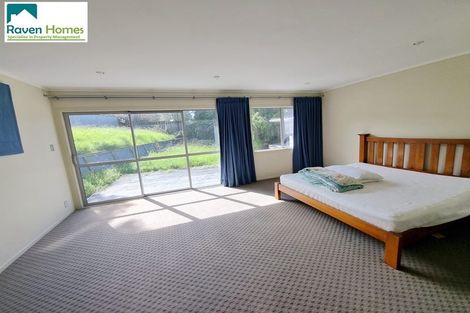 Photo of property in 5 Mowbray Place, Sunnynook, Auckland, 0620