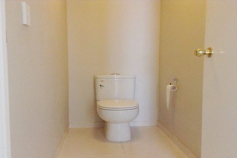 Photo of property in 2/3 Seabrook Avenue, New Lynn, Auckland, 0600