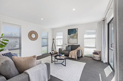Photo of property in 118 Whakaturou Crescent, Pyes Pa, Tauranga, 3112
