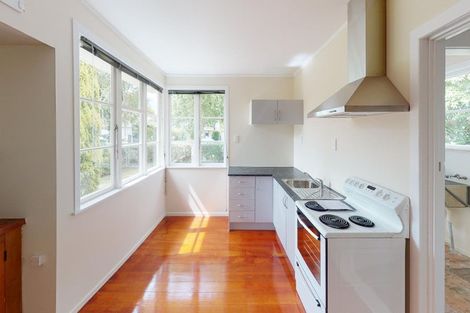 Photo of property in 643 Featherston Street, Roslyn, Palmerston North, 4414