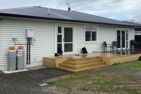 Photo of property in 22 Peters Avenue, Cloverlea, Palmerston North, 4412