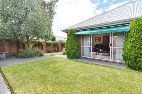 Photo of property in 158 Avonhead Road, Avonhead, Christchurch, 8042