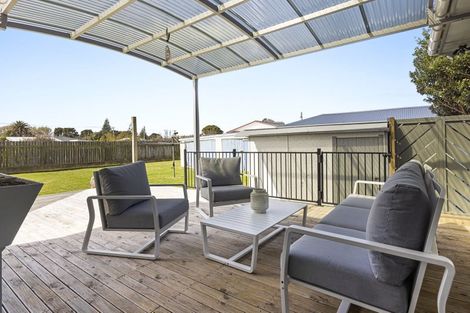 Photo of property in 15 Tasman Street, Opunake, 4616