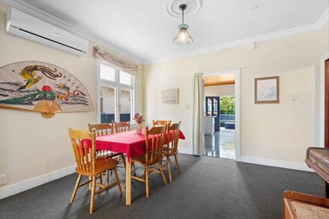 Photo of property in 17 Milverton Avenue, Hokowhitu, Palmerston North, 4410