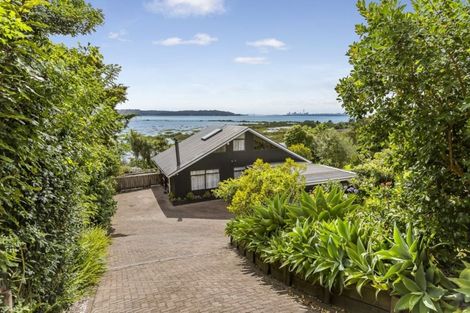 Photo of property in 1/44 Rewarewa Road, Te Atatu Peninsula, Auckland, 0610