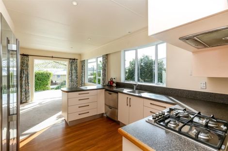Photo of property in 28 Rosendale Avenue, Spotswood, New Plymouth, 4310