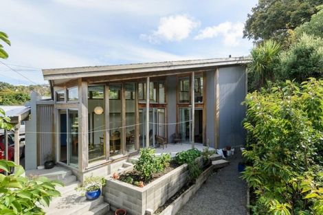 Photo of property in 8 Awarua Street, Ngaio, Wellington, 6035