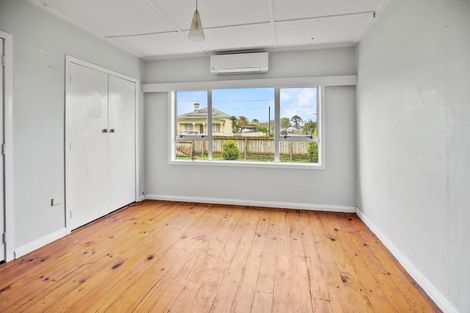 Photo of property in 24 Station Road, Paeroa, 3600