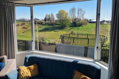 Photo of property in 9 Dampier Street, Oceanview, Timaru, 7910