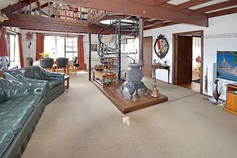 Photo of property in 30 Black Peak Road, Omarama, 9412