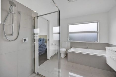 Photo of property in 16 Egmont Street, Patea, 4520