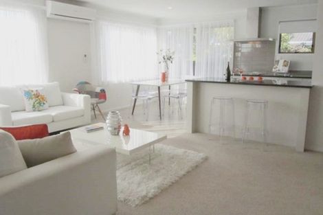 Photo of property in 78 Stanniland Street, Sunnyhills, Auckland, 2010