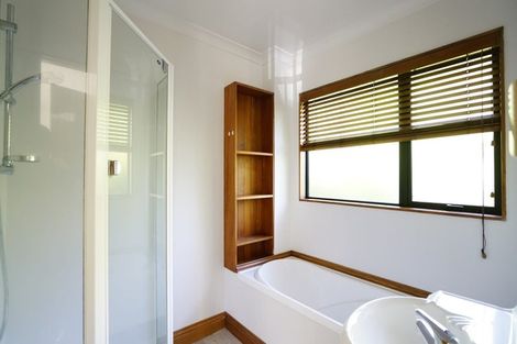 Photo of property in 391e Karori Road, Karori, Wellington, 6012