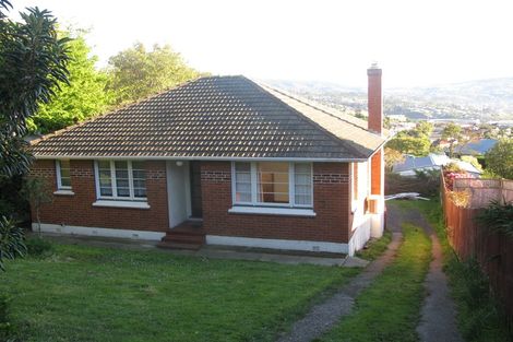 Photo of property in 16 Earls Road, Saint Clair, Dunedin, 9012