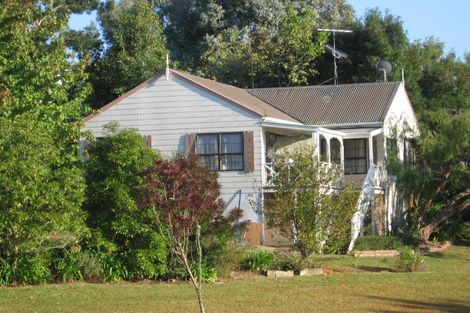 Photo of property in 54 Oaktree Avenue, Browns Bay, Auckland, 0630