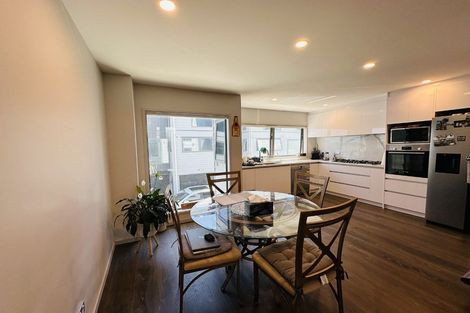 Photo of property in 2/1a Halsey Road, Manurewa, Auckland, 2102