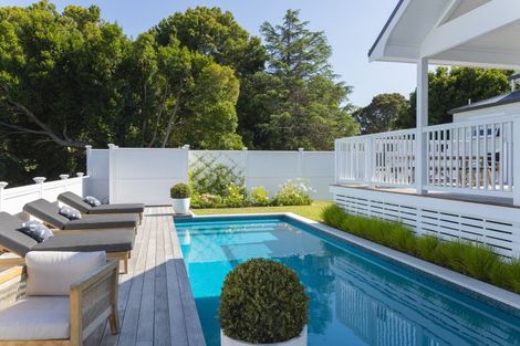 Photo of property in 46 Stout Street, Whataupoko, Gisborne, 4010