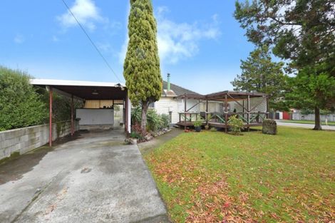 Photo of property in 52 Heretaunga Square, Silverstream, Upper Hutt, 5019