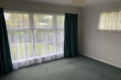 Photo of property in 24 Vanguard Road, Kelston, Auckland, 0602