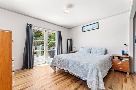 Photo of property in 21 Sundown Avenue, Manly, Whangaparaoa, 0930