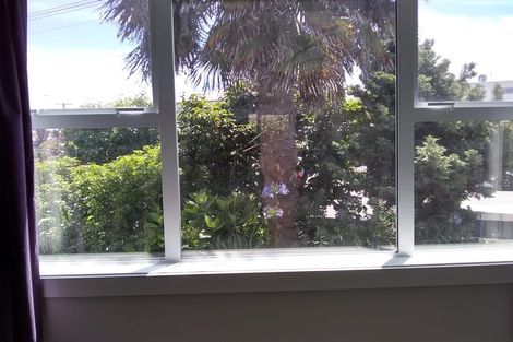 Photo of property in 2/22 Clare Road, St Albans, Christchurch, 8014