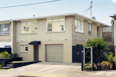 Photo of property in 1/33 Tweed Street, Mount Maunganui, 3116