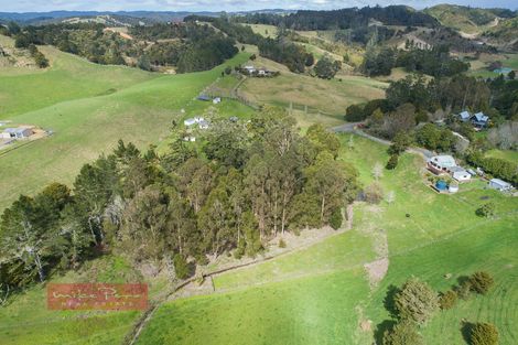 Photo of property in 307 Whananaki North Road, Opuawhanga, Hikurangi, 0181