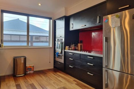 Photo of property in 7 Normanby Street, Fitzroy, New Plymouth, 4312