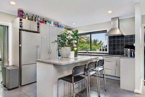 Photo of property in 53 Helleur Road, Massey, Auckland, 0614