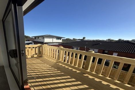Photo of property in 44d Orams Road, Hillpark, Auckland, 2102