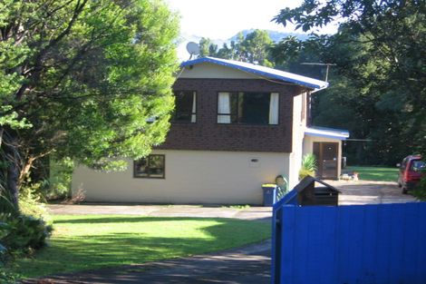 Photo of property in 13 Karen Road, Laingholm, Auckland, 0604