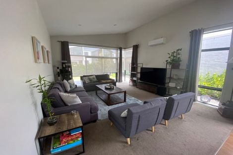 Photo of property in 20 Liberation Road, Papakura, 2110
