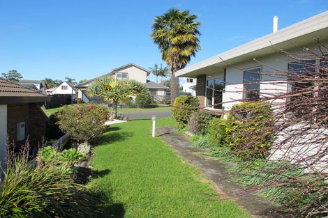 Photo of property in 31 Bayfair Drive, Mount Maunganui, 3116