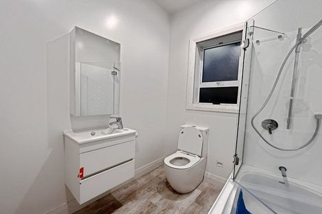 Photo of property in 38 Hawker Street, Mount Victoria, Wellington, 6011