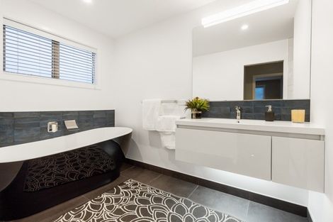 Photo of property in 30 Sandford Terrace, Lower Shotover, Queenstown, 9304