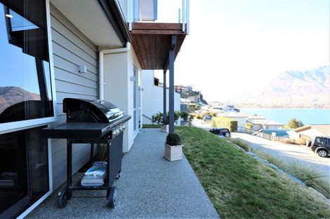 Photo of property in 16 De La Mare Place, Frankton, Queenstown, 9300