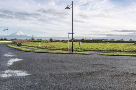 Photo of property in 28 County Drive, Hawera, 4610