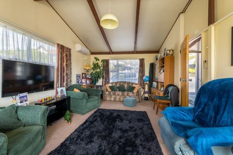 Photo of property in 67 Easther Crescent, Kew, Dunedin, 9012