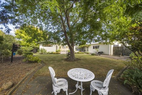 Photo of property in 12 Freyberg Street, Feilding, 4702