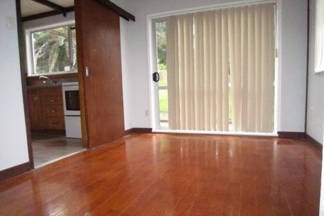 Photo of property in 38 Thornlow Street, Glendene, Auckland, 0602