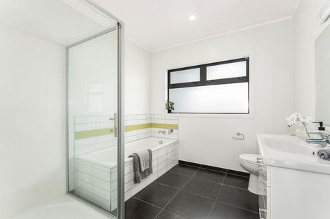 Photo of property in 9 Paparoa Crescent, Aotea, Porirua, 5024