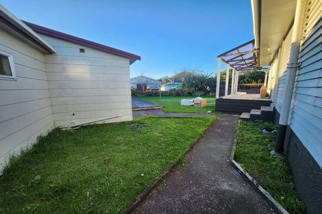 Photo of property in 216 Russell Road, Manurewa, Auckland, 2102